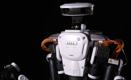 Un robot de nombre Nextage el rey de la industria oriental